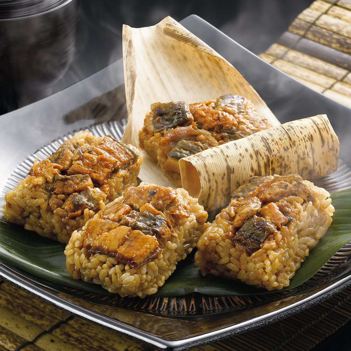 うなぎ割烹 一愼 おこわ風うなぎ飯